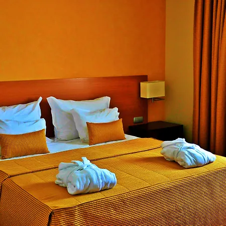 Lusitania Congress & 4* Guarda