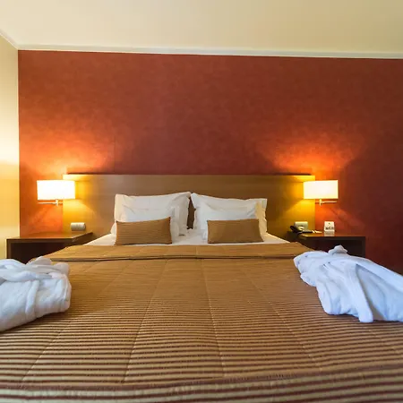 Lusitania Congress & 4* Guarda