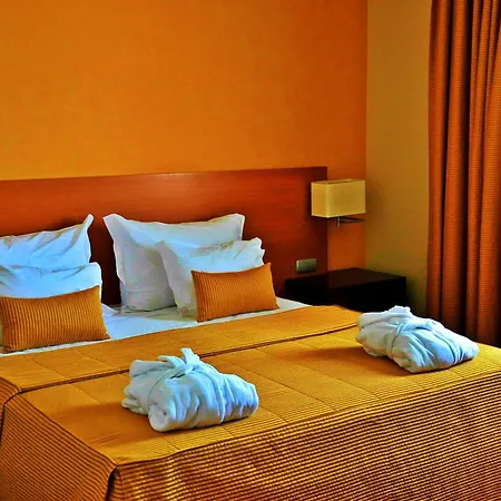 Otel Lusitania Congress & Guarda